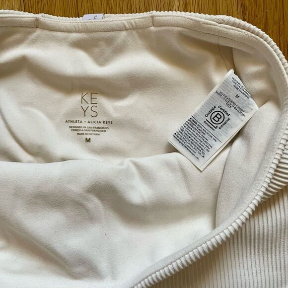 Athleta + Alicia Keys Elation Rib 9” Bike Short in Magnolia White - Picture 8 of 10